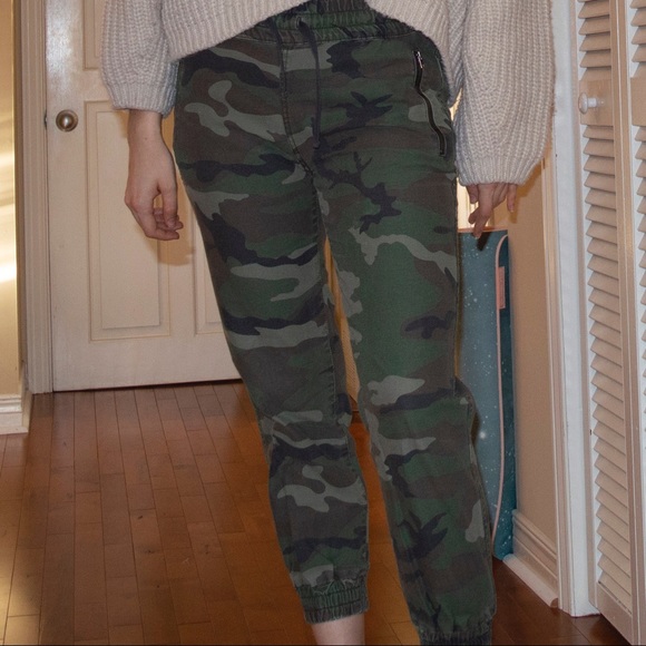 Cargo Pants - Picture 2 of 2